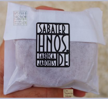 Sabater Hnos. Fábrica de jabones Sandalwood Soap for Face and Body | 110g Solid Oval | Made in Spain